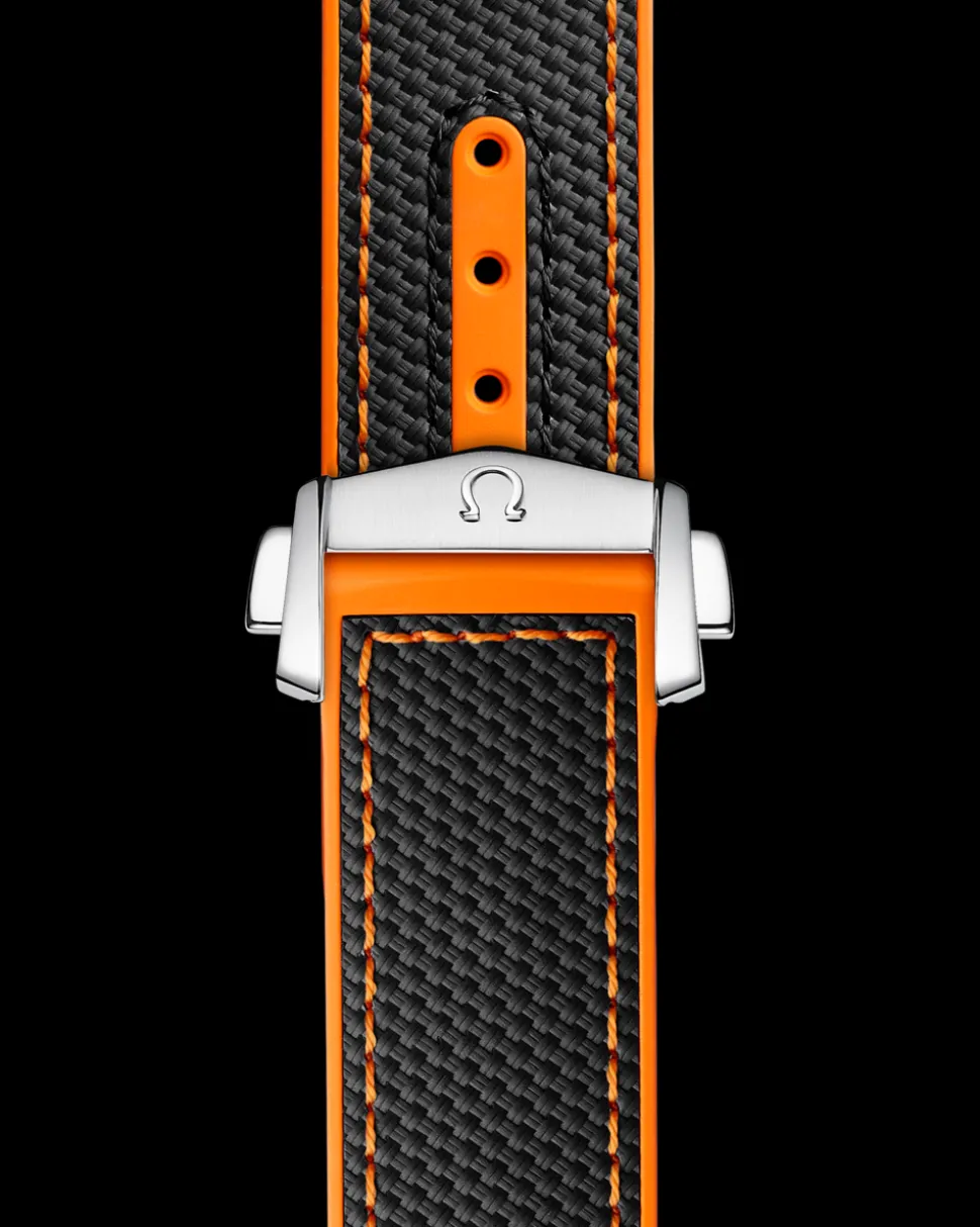 Black rubber strap with foldover clasp for the Seamaster Planet Ocean 600M