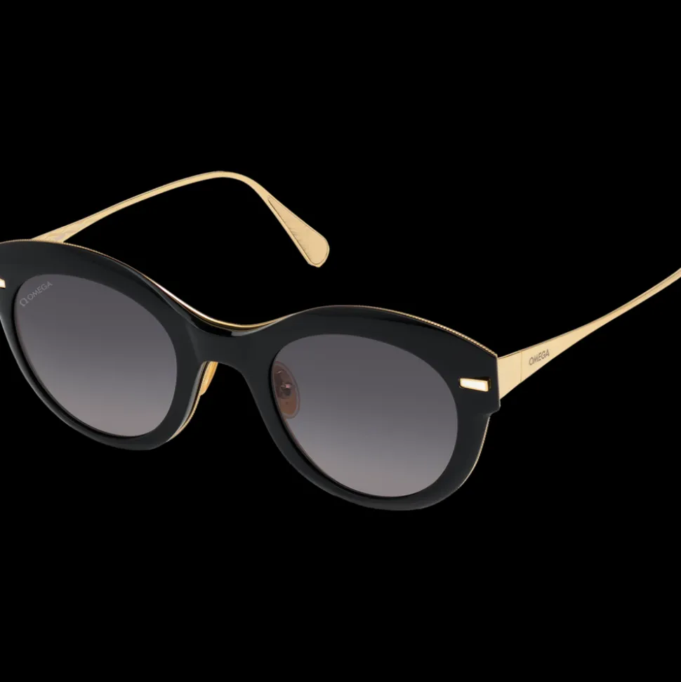 Cat eye style, woman