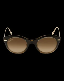 Cat eye style, woman
