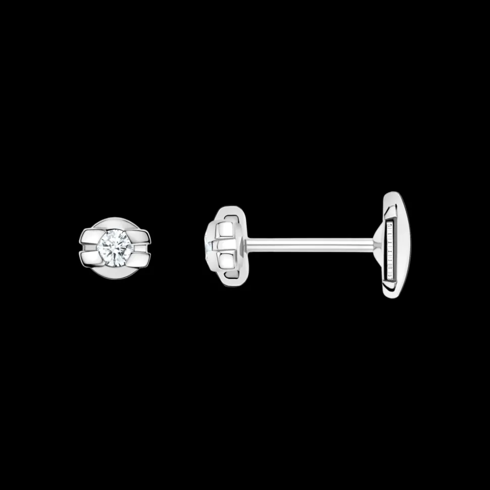Earring, 18k white gold, diamonds