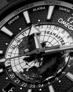 45.5 mm, black ceramic on rubber strap