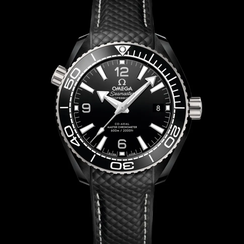 39.5 mm, black ceramic on rubber strap