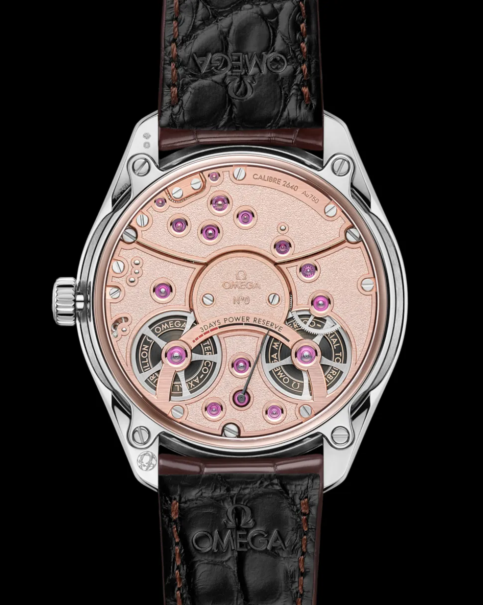 43 mm, Canopus Gold™ on leather strap