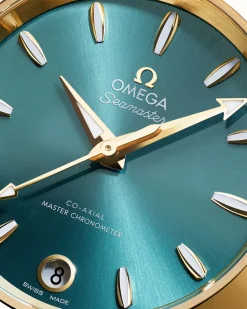 34 mm, Moonshine™ gold on leather strap