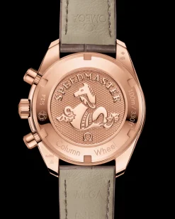 38 mm, Sedna™ gold on leather strap