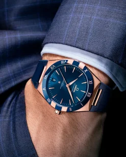 41 mm, Sedna™ gold on leather strap