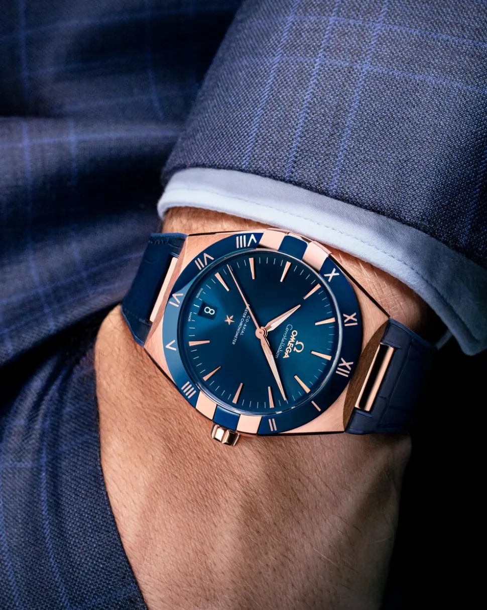 41 mm, Sedna™ gold on leather strap