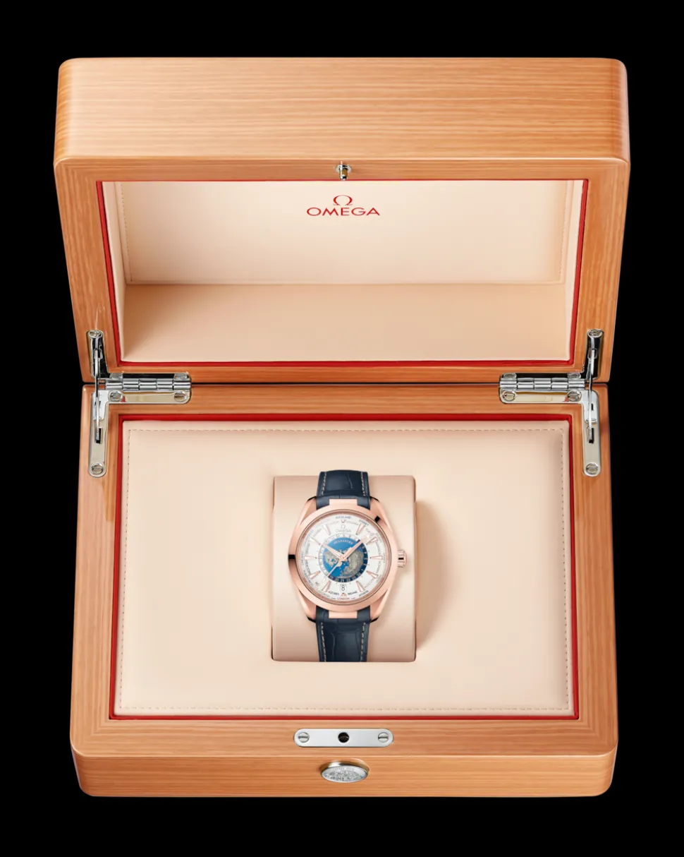 43 mm, Sedna™ gold on leather strap