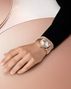 38 mm, Sedna™ gold on Sedna™ gold