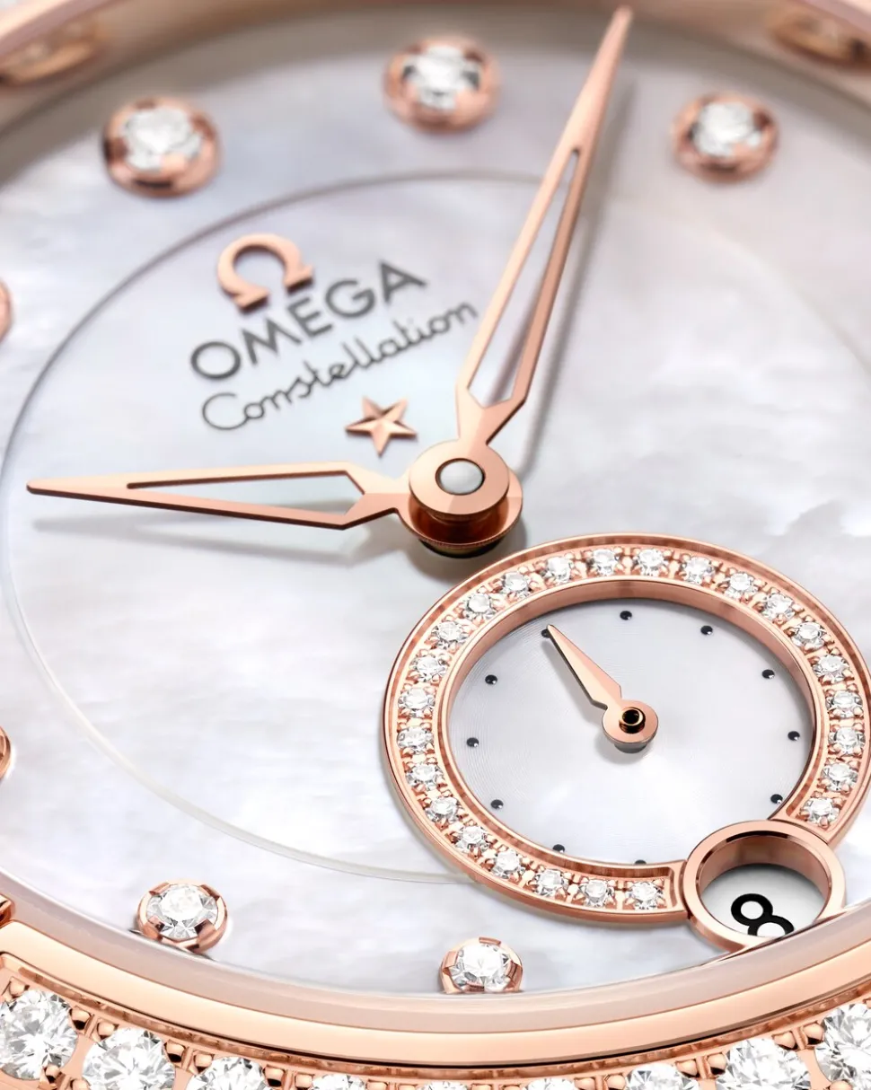 34 mm, steel ‑ Sedna™ gold on leather strap