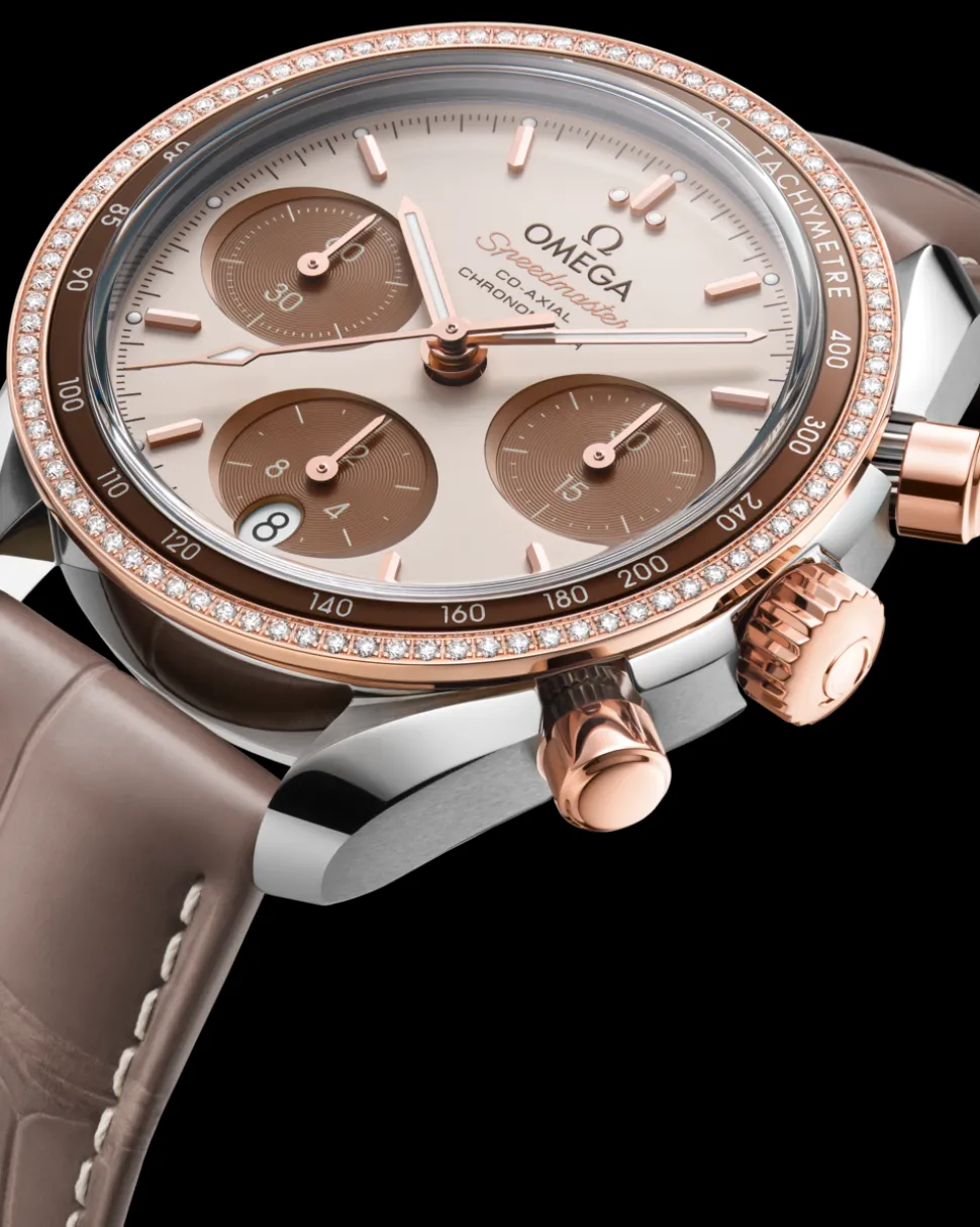 38 mm, steel ‑ Sedna™ gold on leather strap