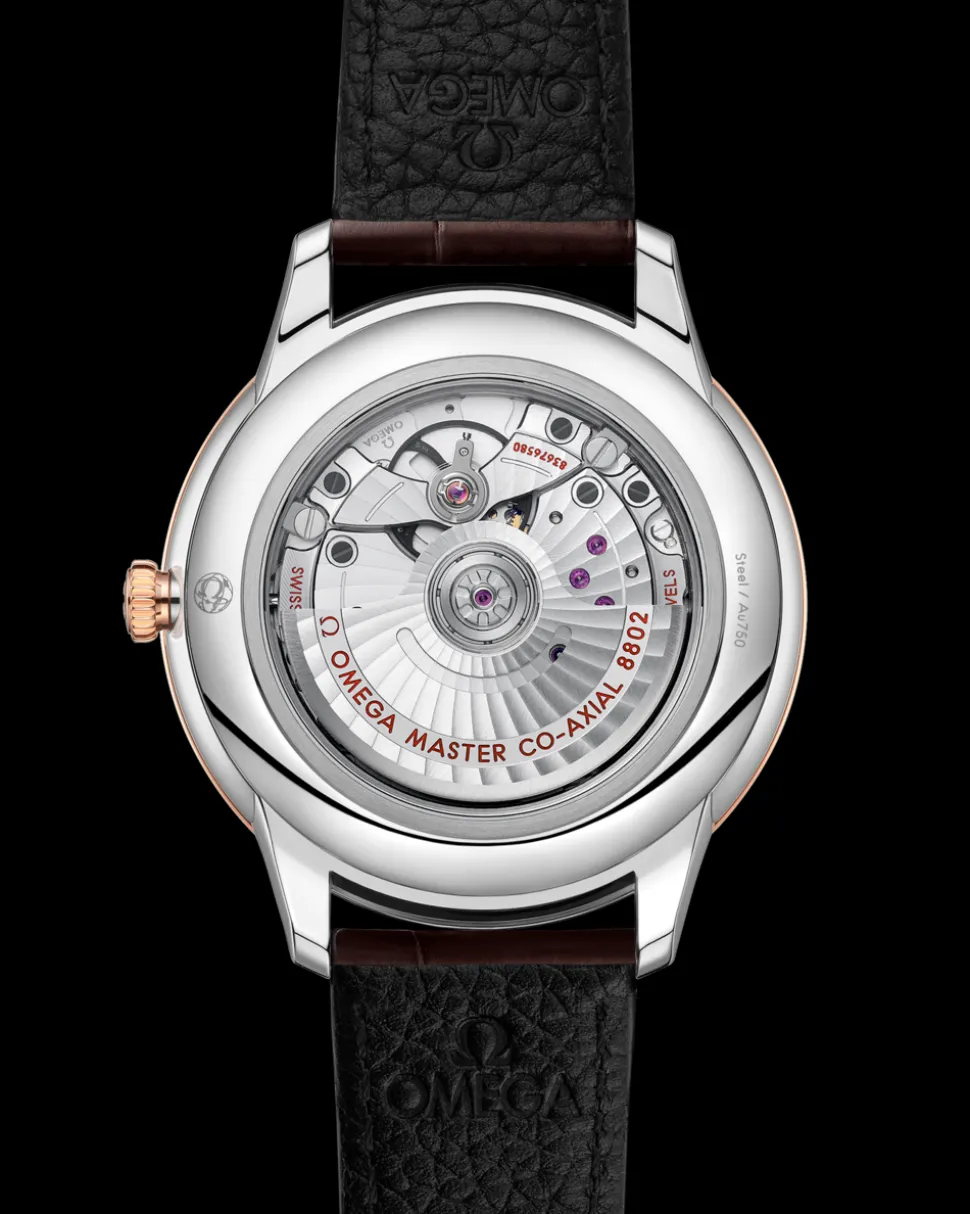 41 mm, steel ‑ Sedna™ gold on leather strap
