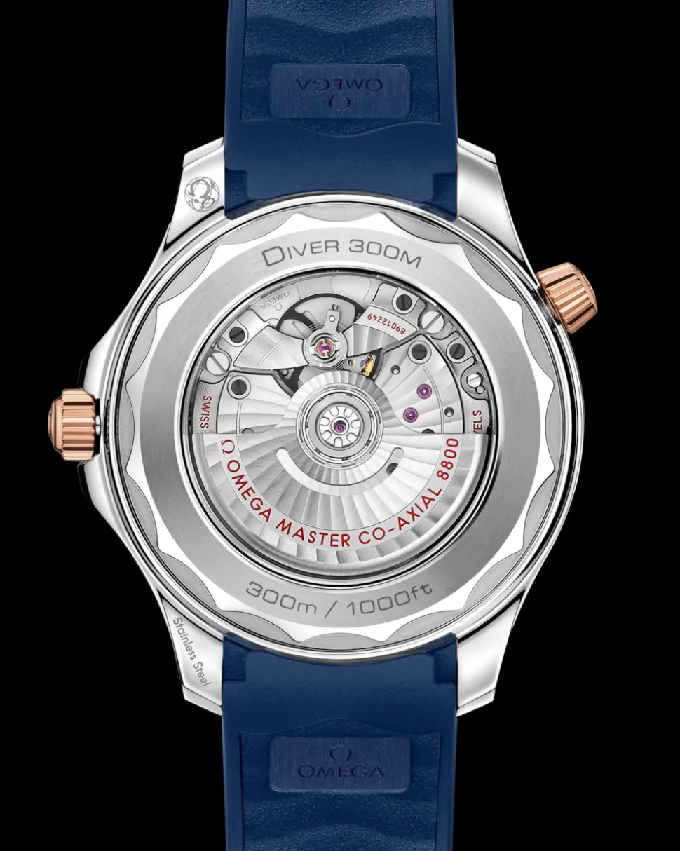 42 mm, steel ‑ Sedna™ gold on rubber strap