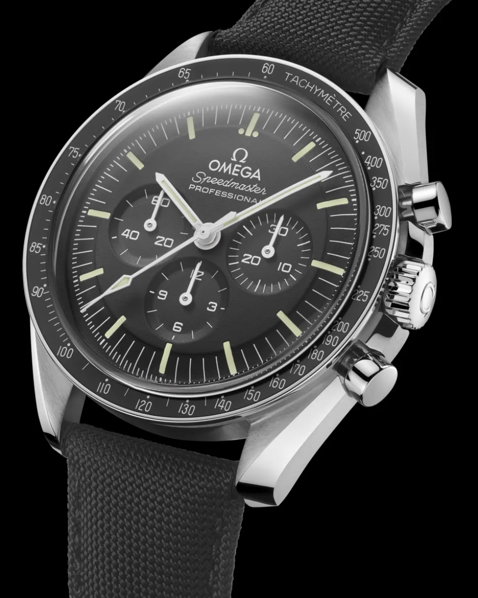 42 mm, steel on coated nylon fabric strap