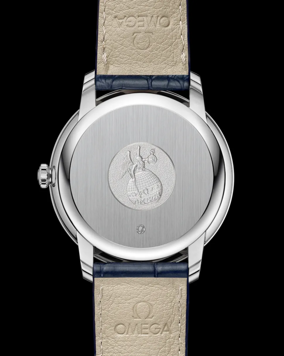 39.5 mm, steel on leather strap
