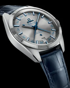 41 mm, steel on leather strap