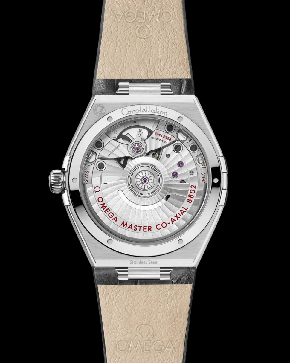 34 mm, steel on leather strap