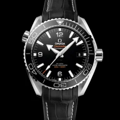 43.5 mm, steel on leather strap with rubber lining