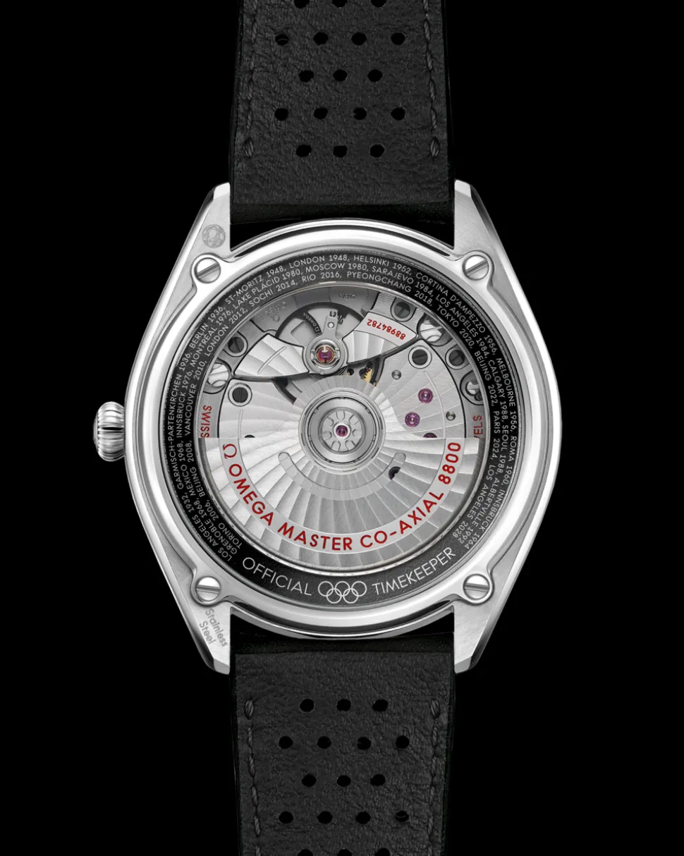 39.5 mm, steel on leather strap