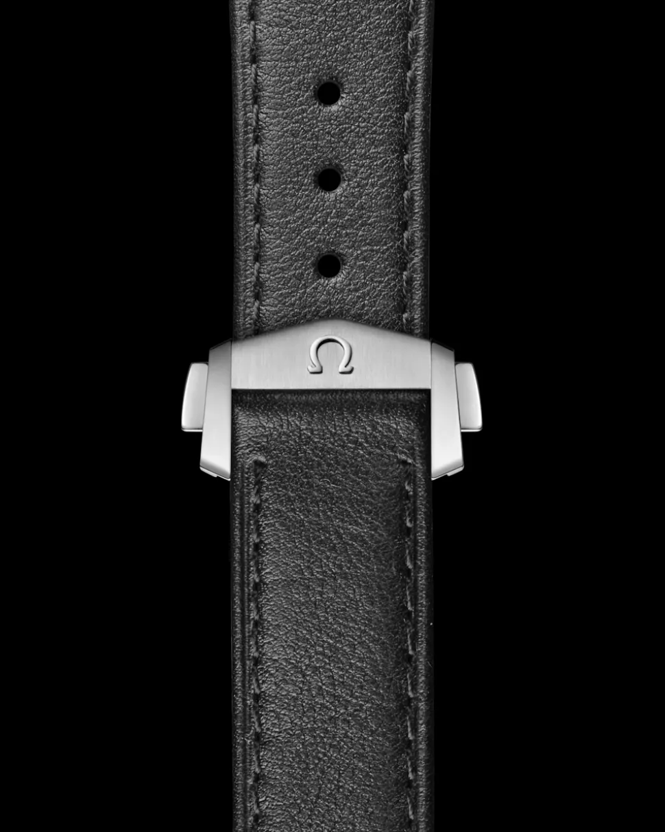 42 mm, steel on leather strap