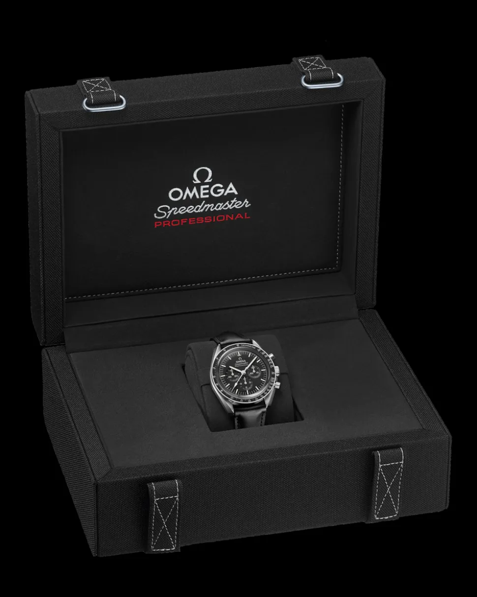 42 mm, steel on leather strap