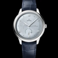 41 mm, steel on leather strap