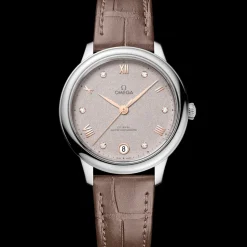 34 mm, steel on leather strap