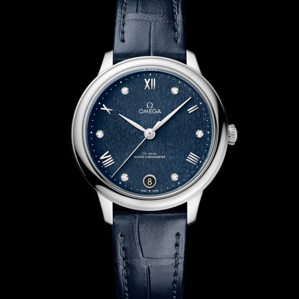 34 mm, steel on leather strap