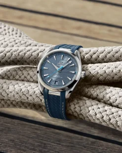 41 mm, steel on rubber strap