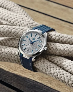 41 mm, steel on rubber strap