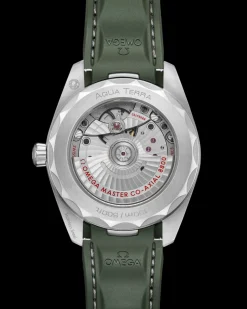 38 mm, steel on rubber strap