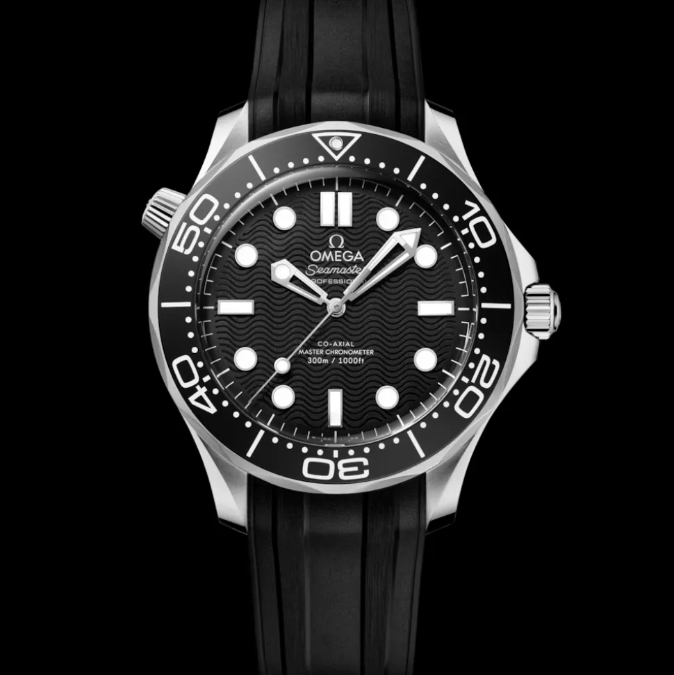 42 mm, steel on rubber strap