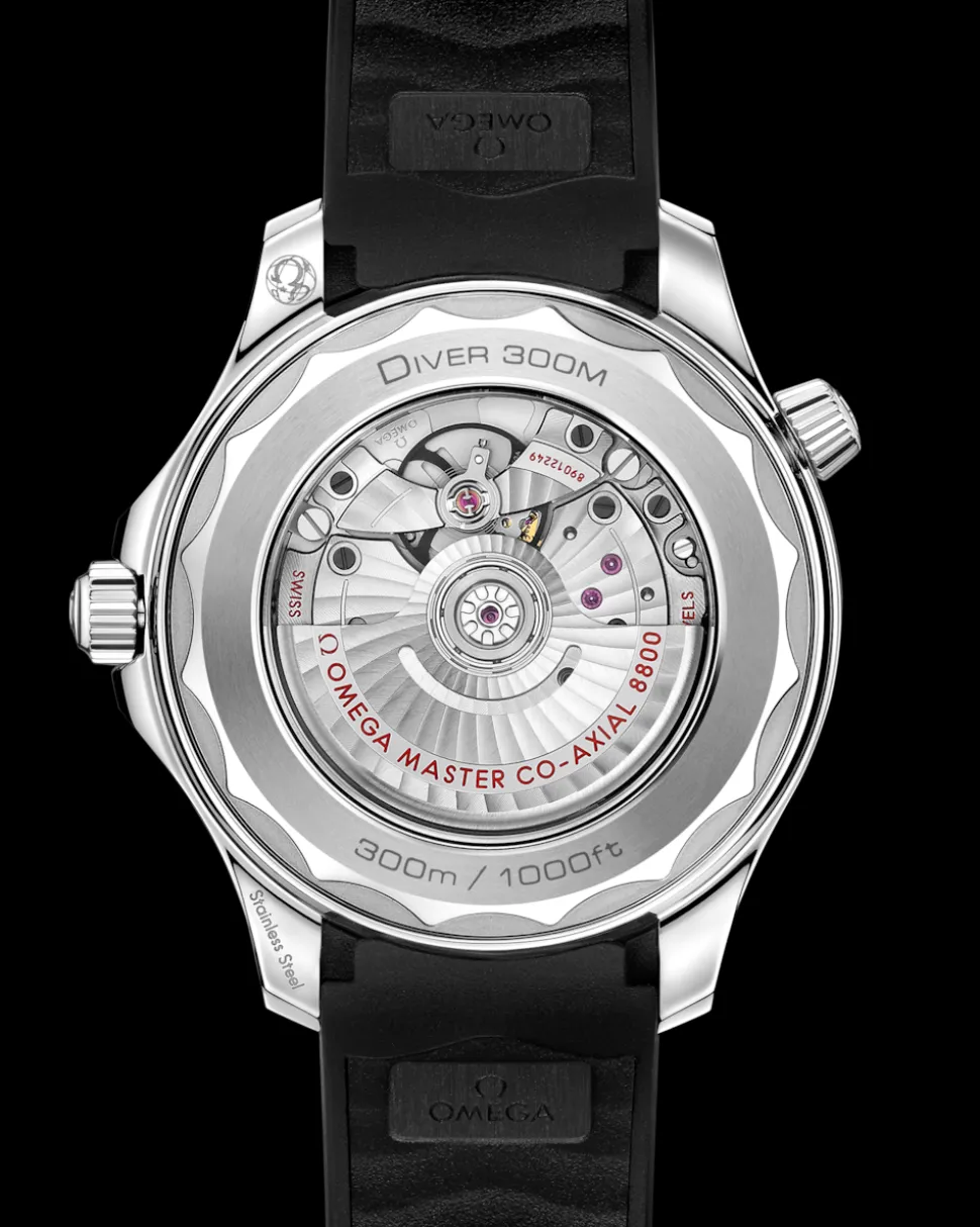 42 mm, steel on rubber strap