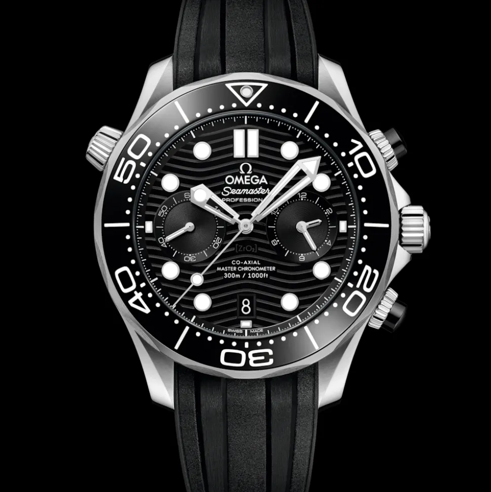 44 mm, steel on rubber strap