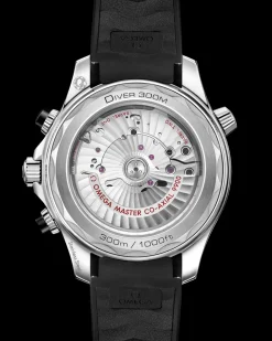 44 mm, steel on rubber strap