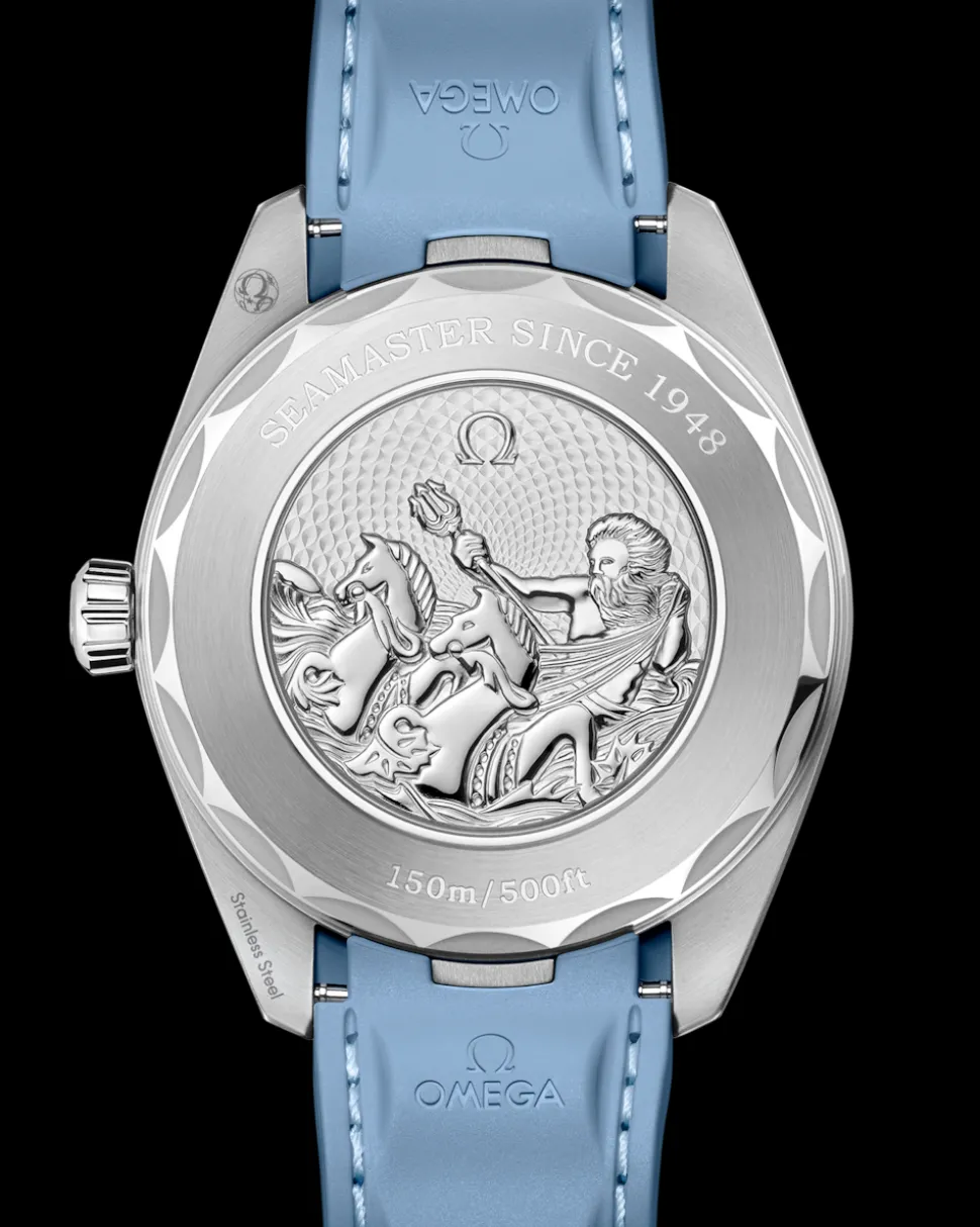 43 mm, steel on rubber strap