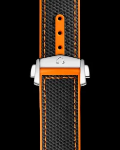 43.5 mm, steel on rubber strap