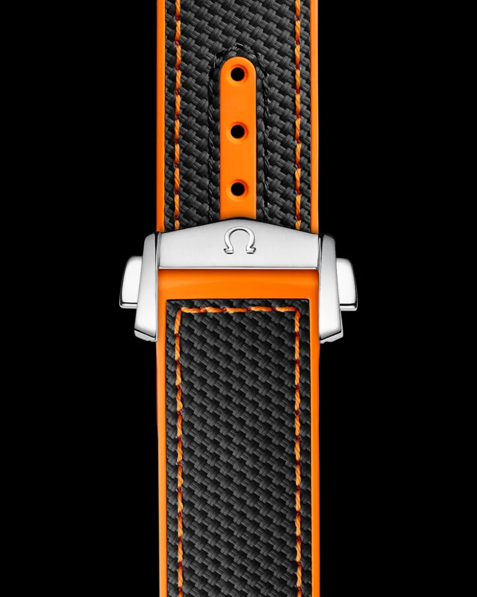 43.5 mm, steel on rubber strap