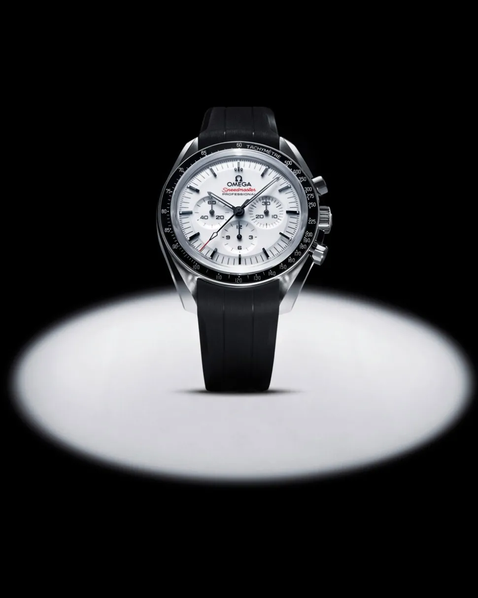 42 mm, steel on rubber strap