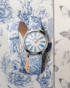 26 mm, steel on toile de jouy