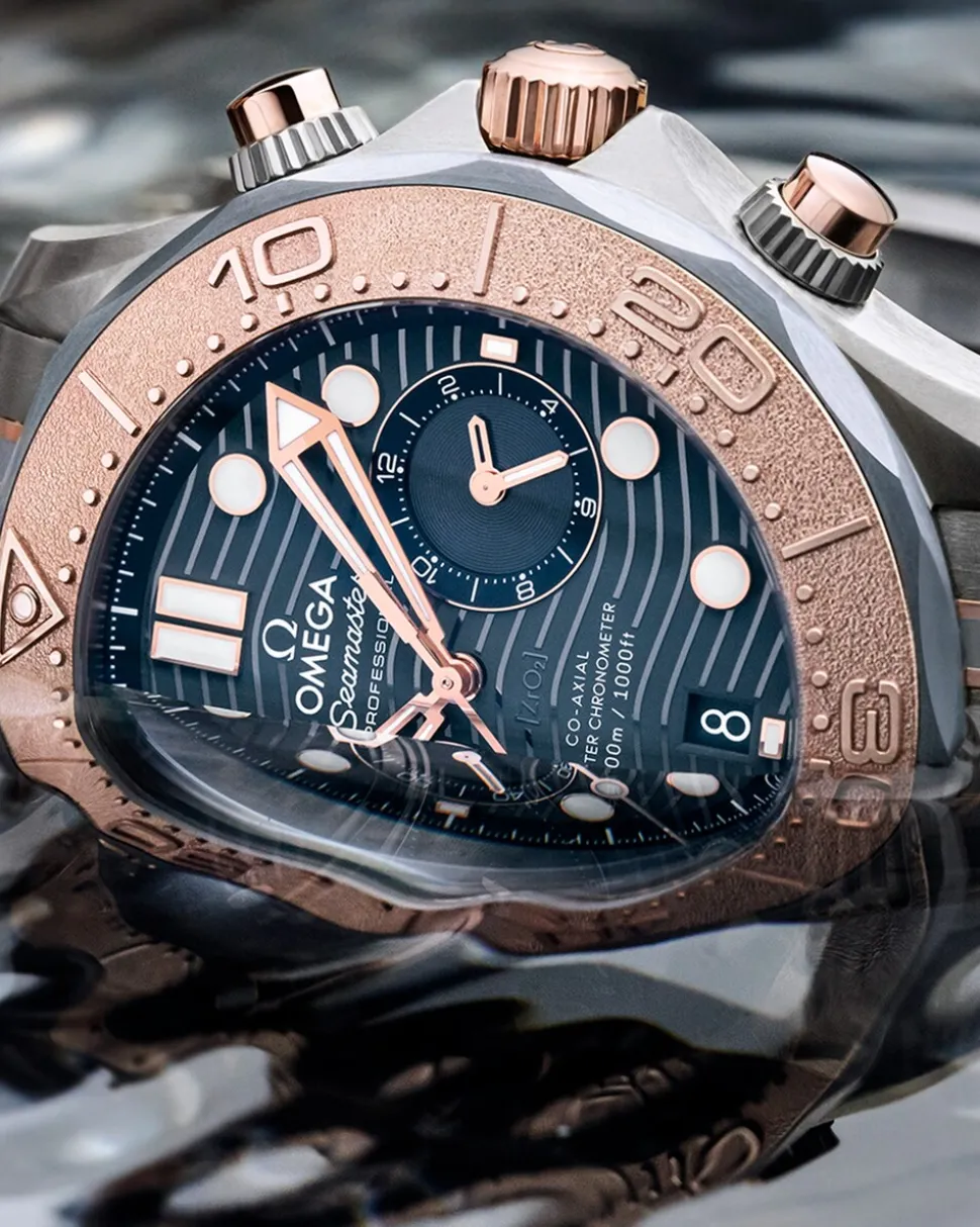 44 mm, titanium ‑ tantalum ‑ Sedna™ gold on titanium ‑ tantalum ‑ Sedna™ gold