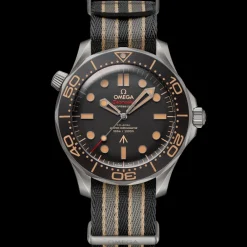 42 mm, titanium on NATO strap