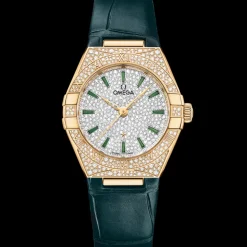 29 mm, yellow gold on leather strap