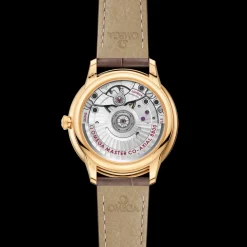 34 mm, yellow gold on leather strap