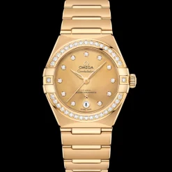 29 mm, yellow gold on yellow gold