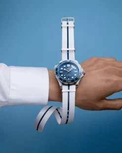 Polyamide, blue and white