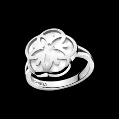 Ring, 18k white gold, mother‑of‑pearl