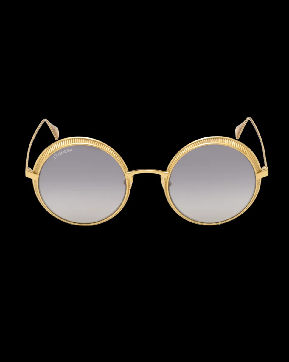 Round style, woman