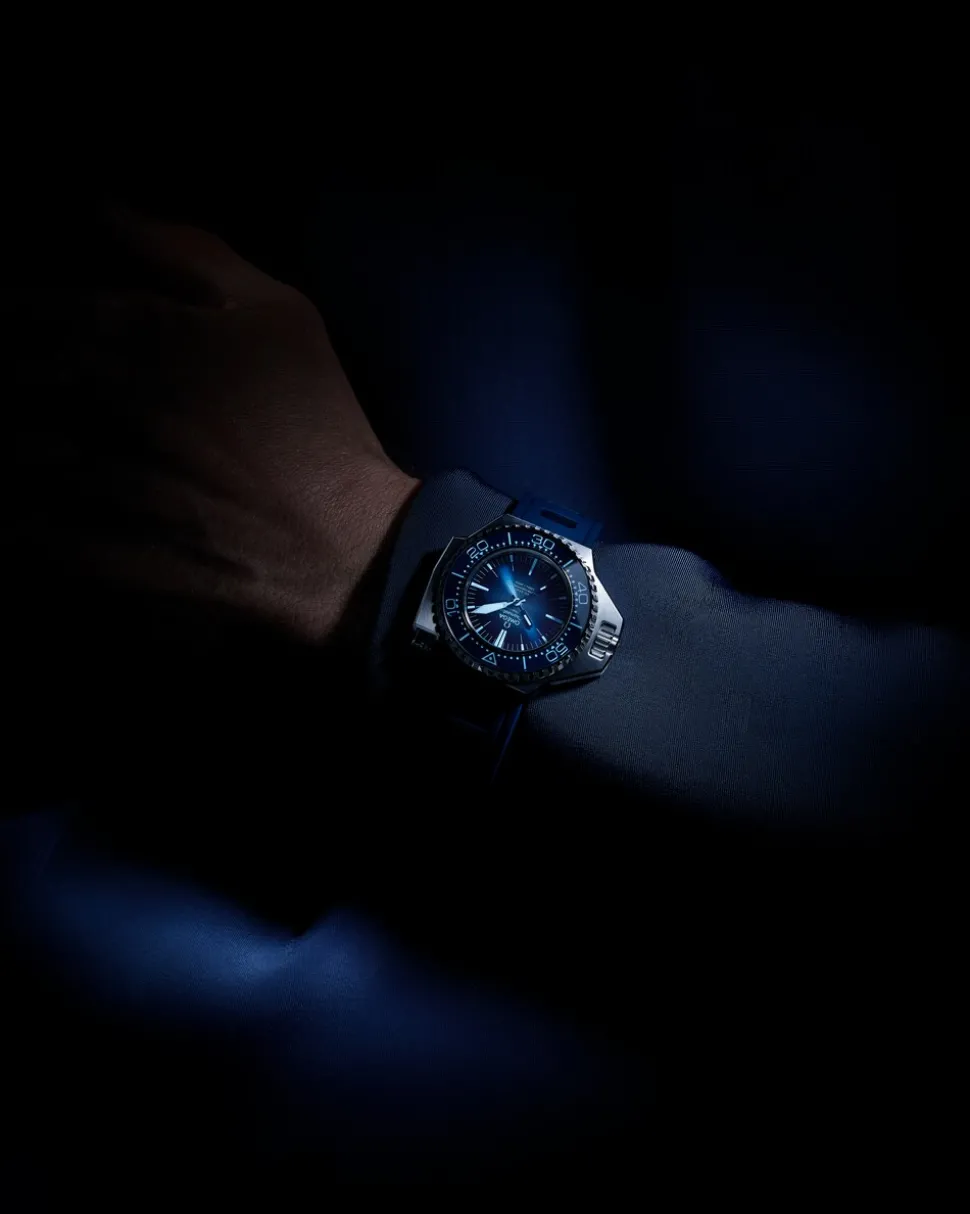 55x45 mm, O‑MEGASTEEL on rubber strap